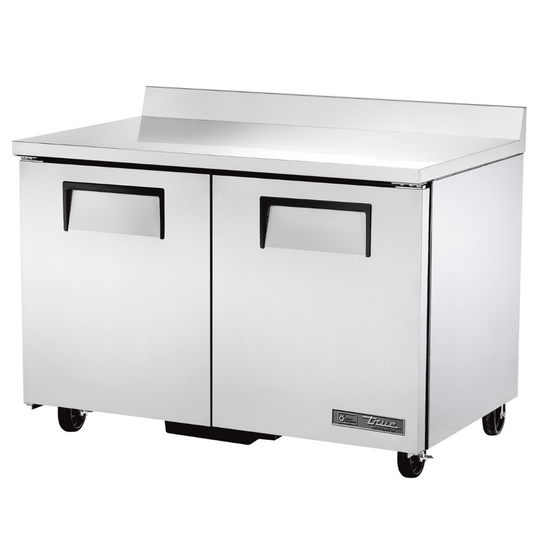 TRUE TWT-48-HC Mesa Refrigerada Bajo Barra 2 Puertas Solidas Acero Inoxidable Gris -  - True - King Star